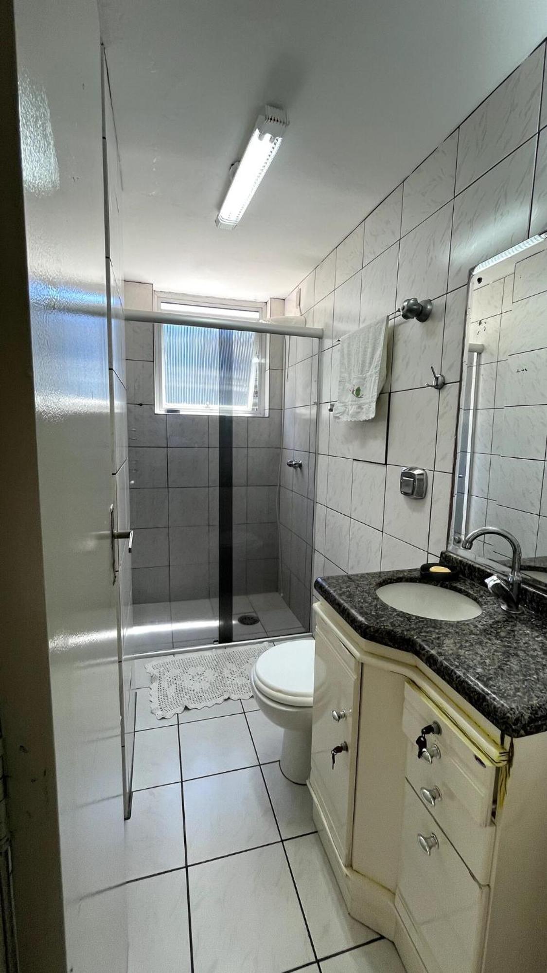 De Dois Quartos No Centro Apartamento