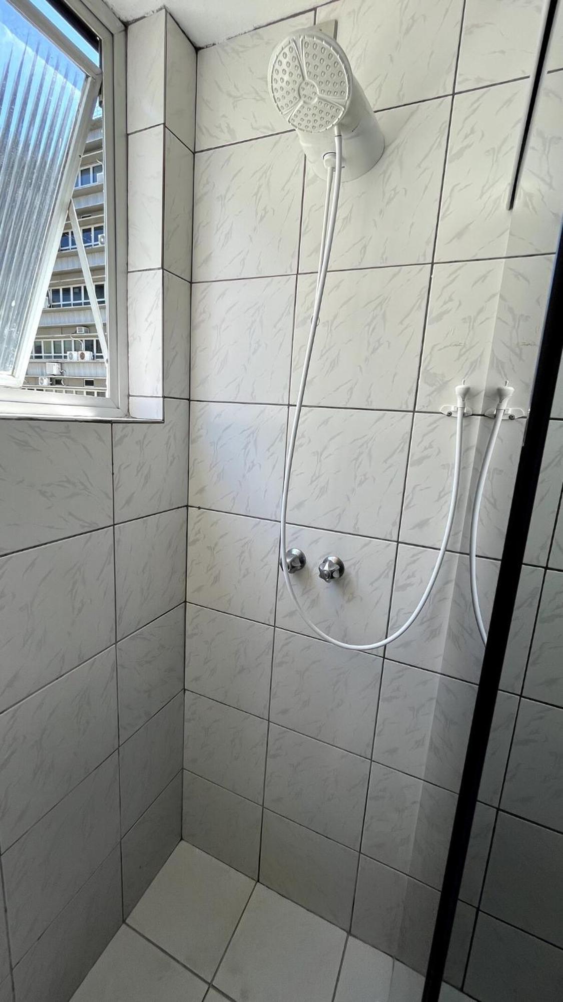 De Dois Quartos No Centro * Florianópolis